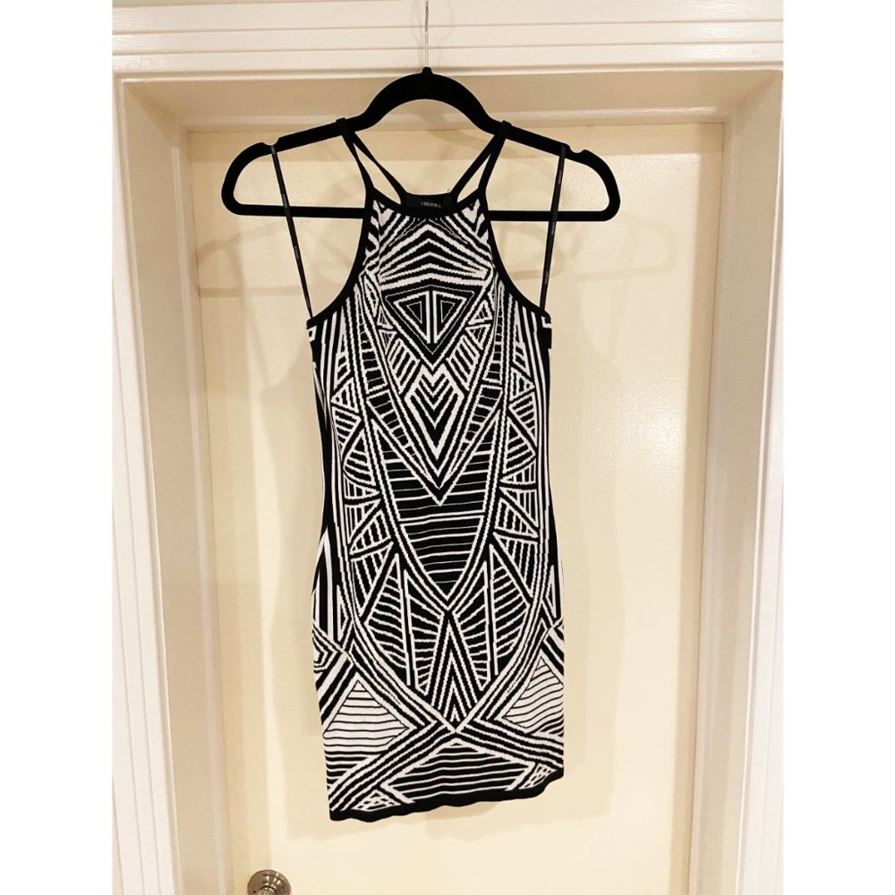 Modern Mini Tight Dress in B+W
